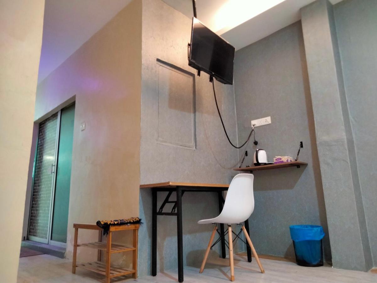 Pine Hotel Batu Gajah Exterior foto